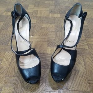 Christian louboutin stilleto 38.5 stunning